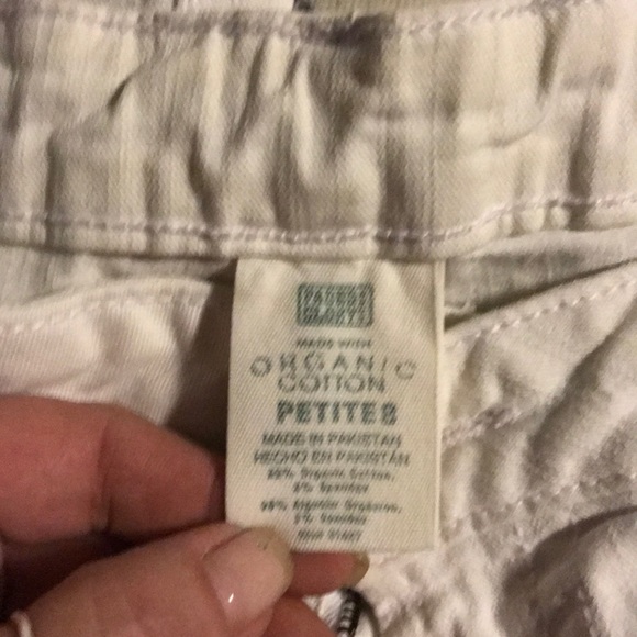 White jeans - Picture 2 of 6